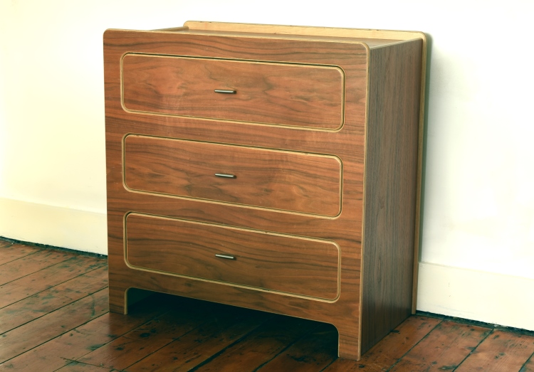 Wideboy chest of drawers in walnut veneer